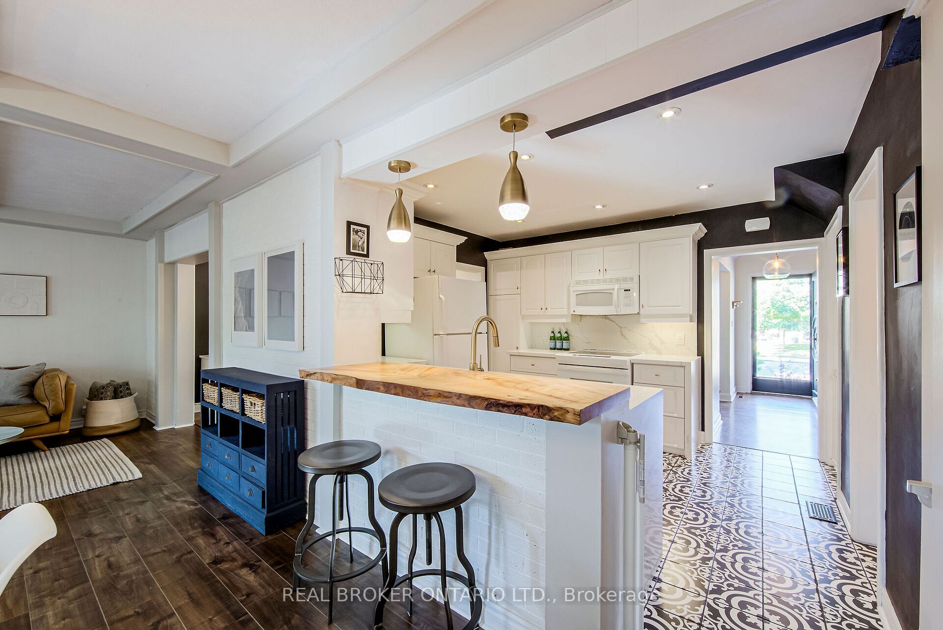 269 Southwood Dr