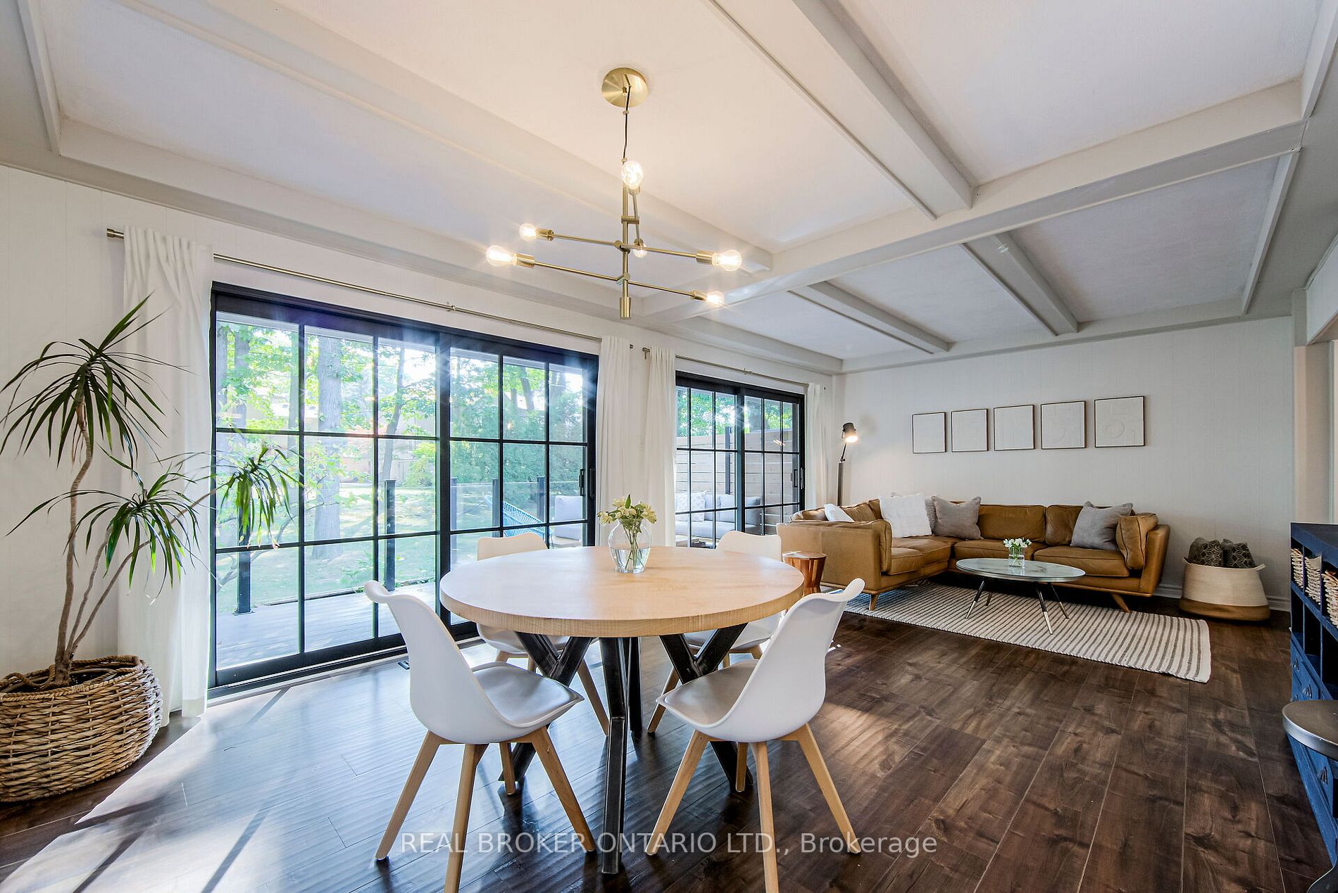 269 Southwood Dr