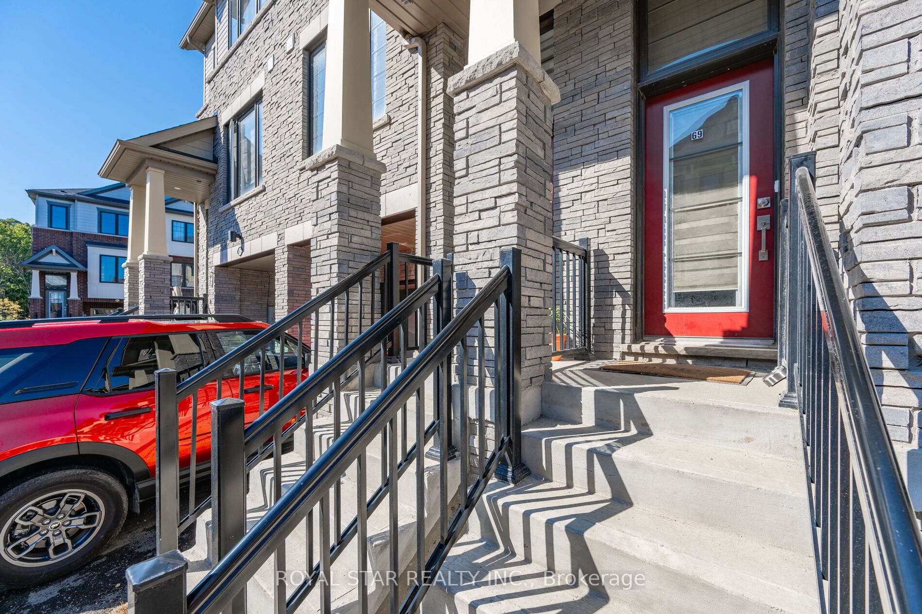 185 Bedrock Dr, #69