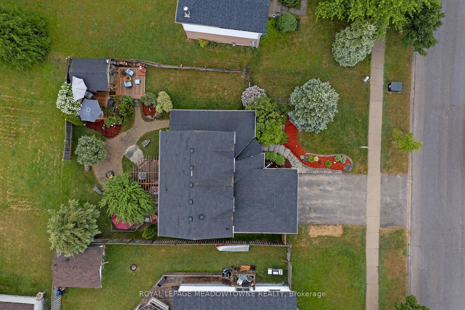144 Leeson Street S