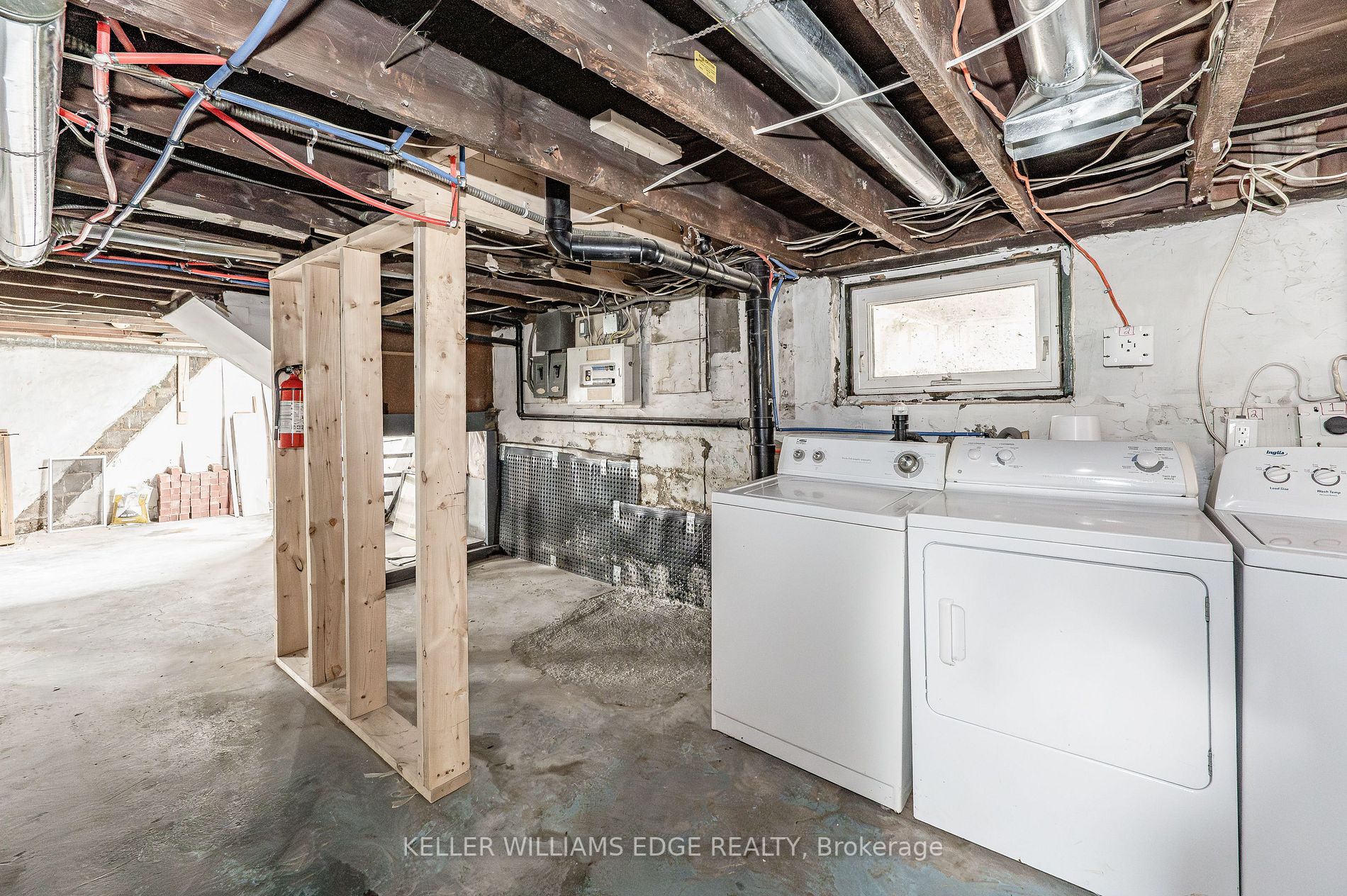 140 Gage Ave N