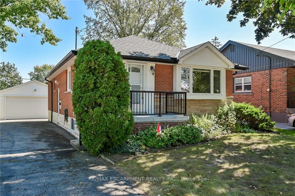 215 Upper Paradise Rd