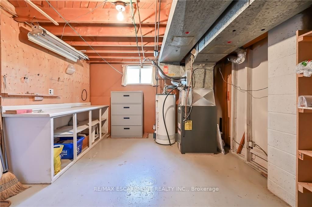 215 Upper Paradise Rd
