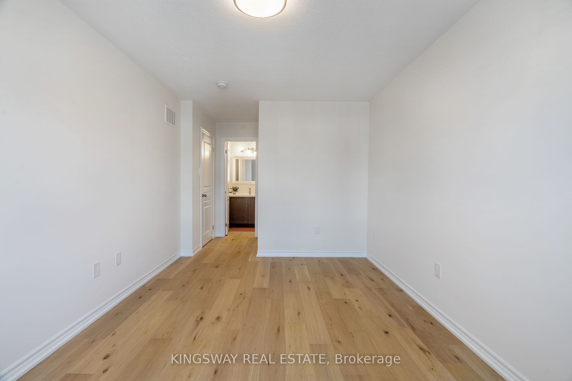 77 Hugill Way