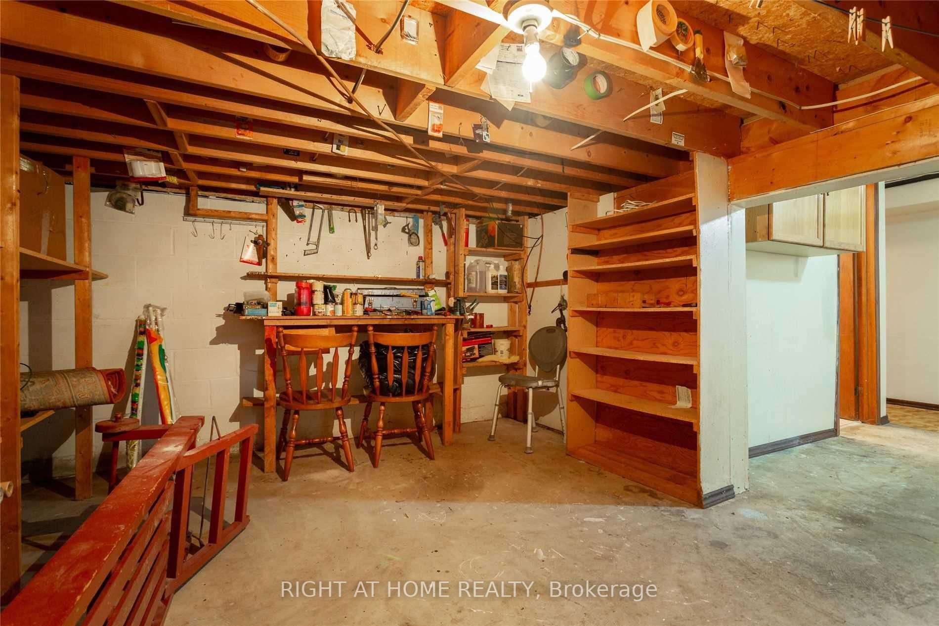 39 Carpenter Ave