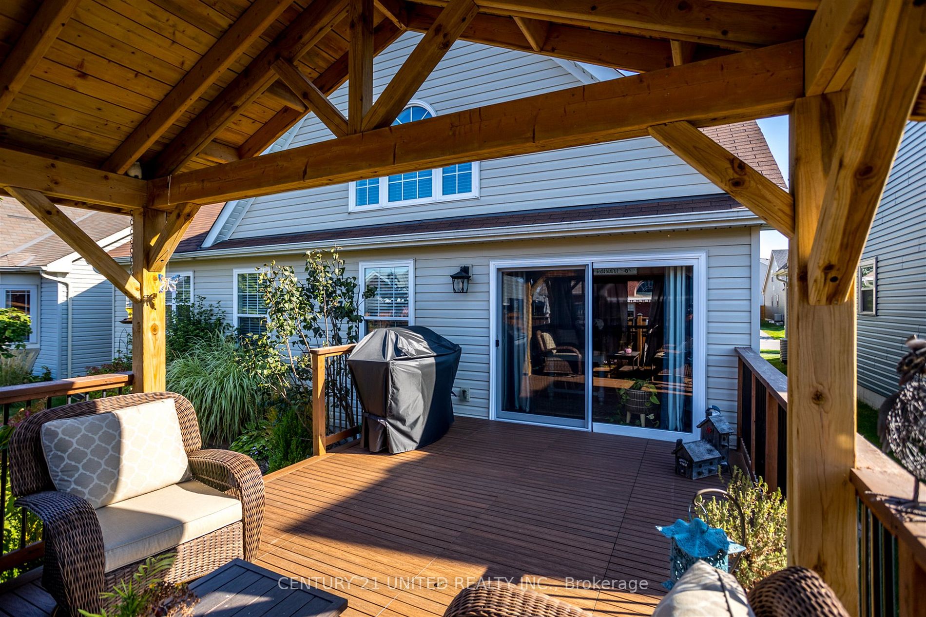 15 Brackendale Trail