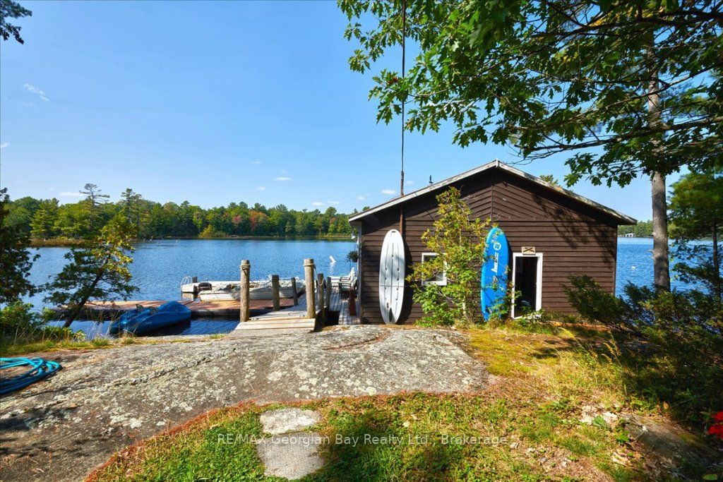 2 Is 370 Severn River