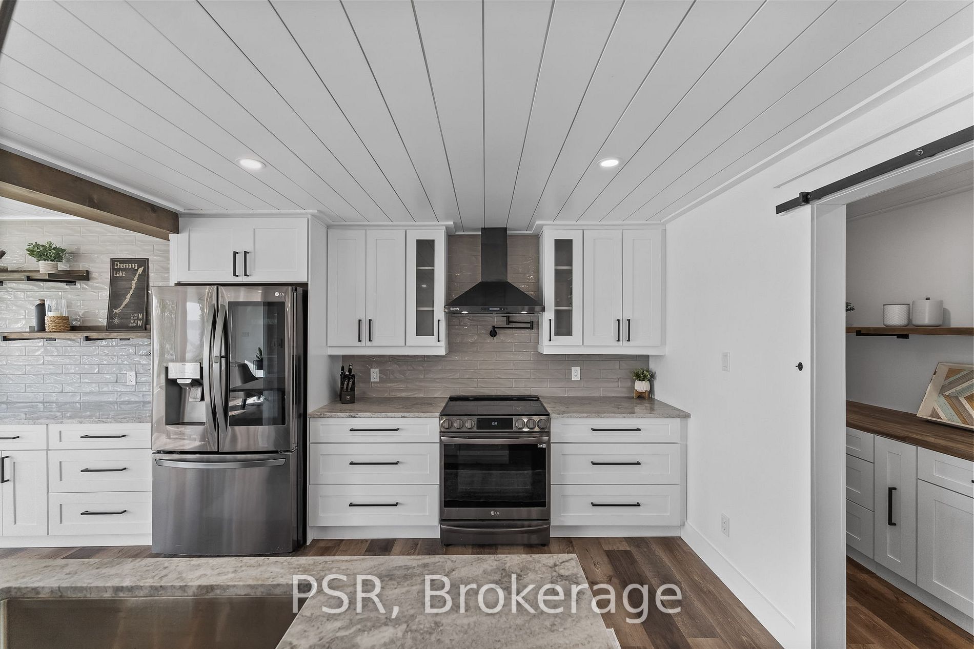 299 Gifford Dr