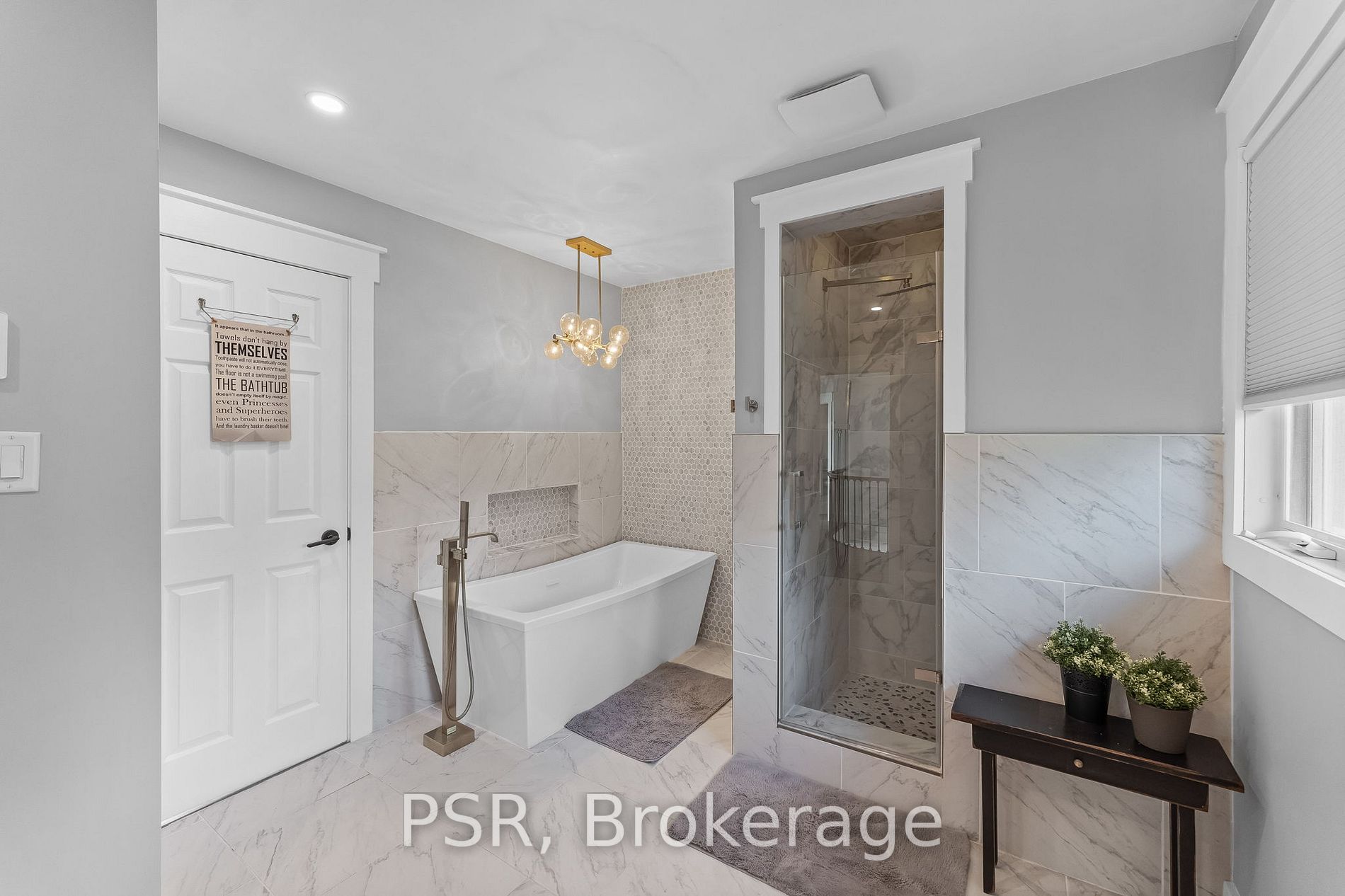299 Gifford Dr