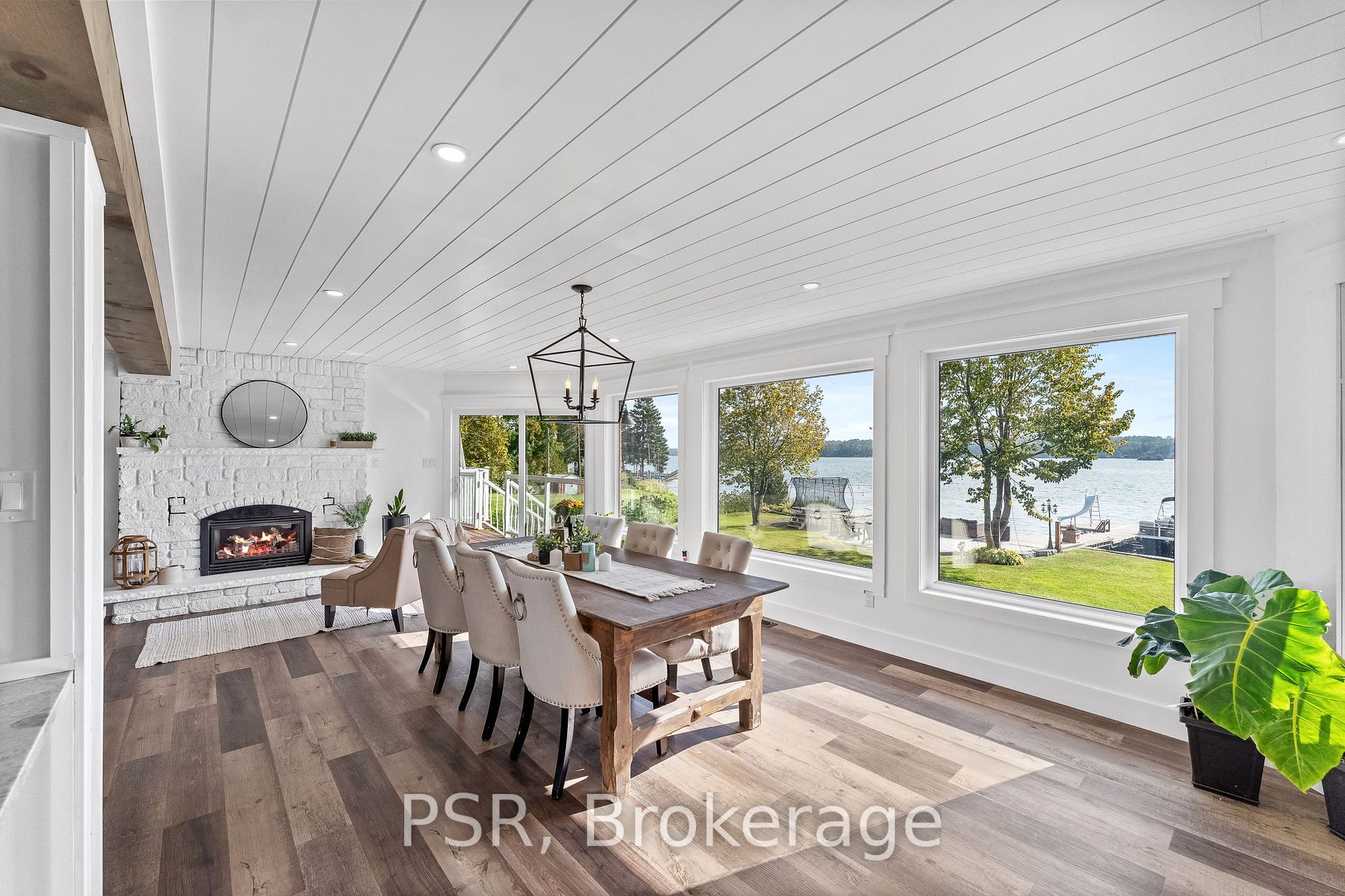 299 Gifford Dr