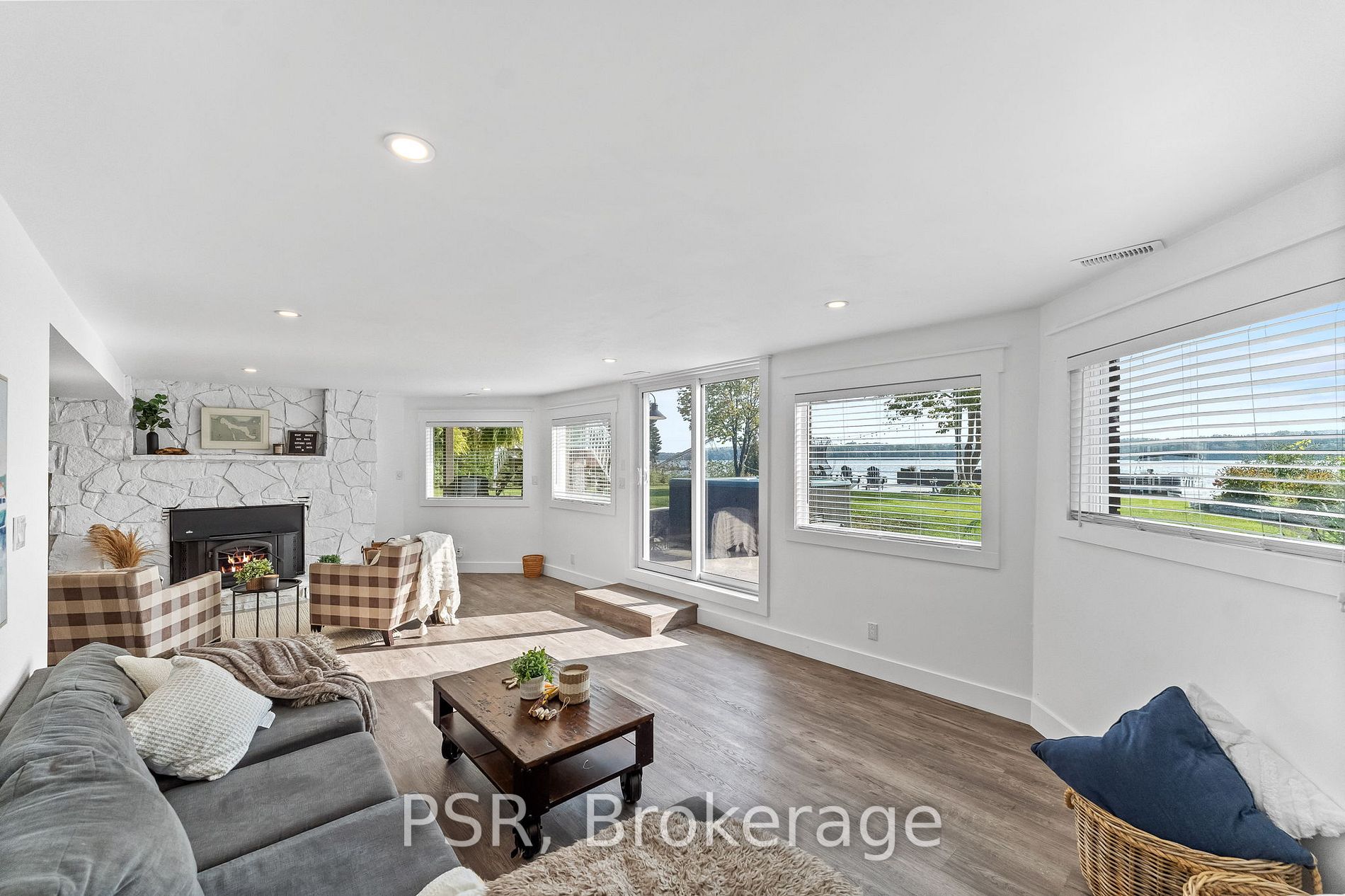 299 Gifford Dr