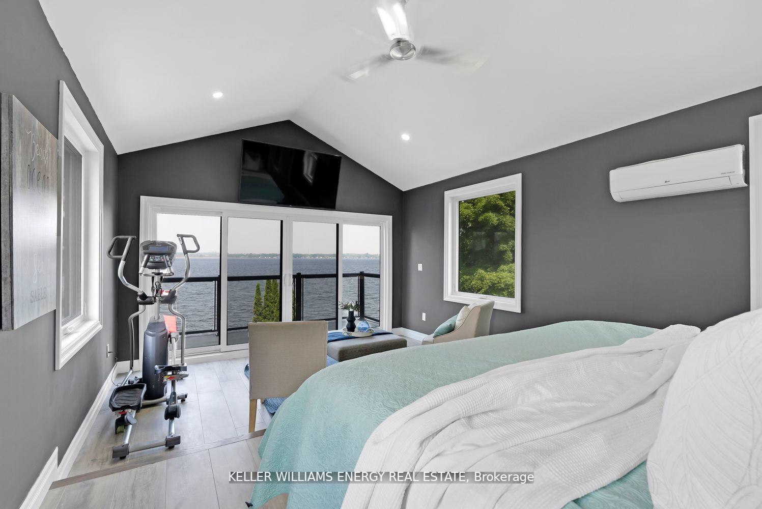 233 SNUG HARBOUR Road
