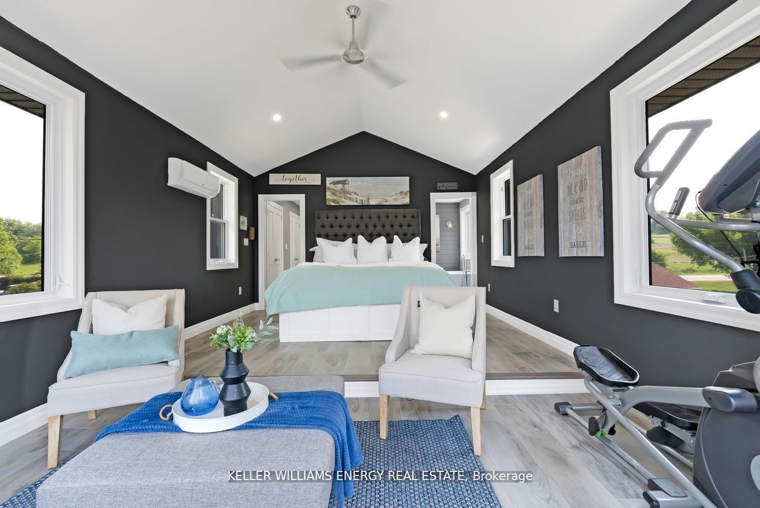 233 SNUG HARBOUR Road