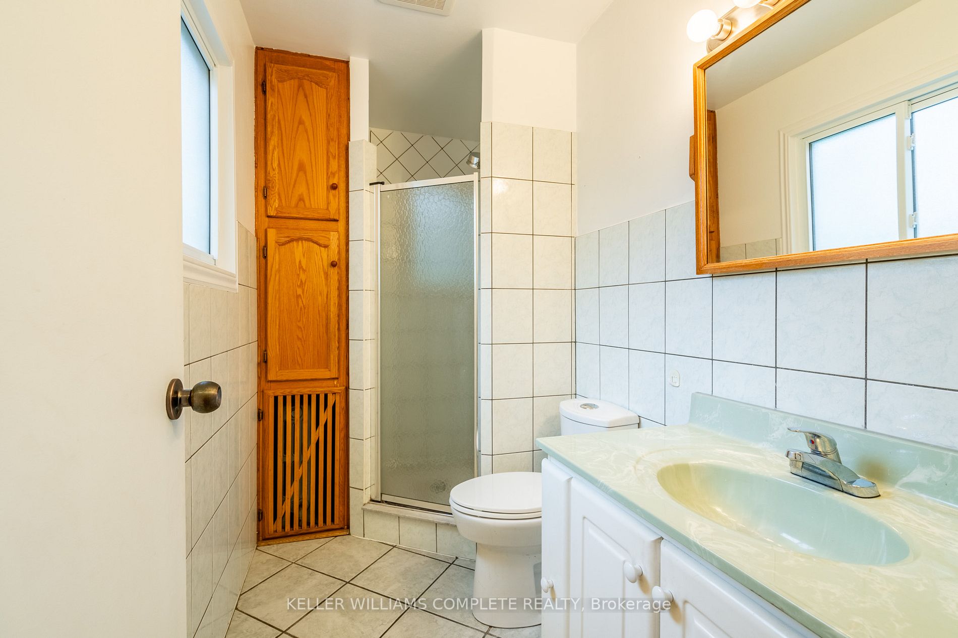 239 Sherman Ave S