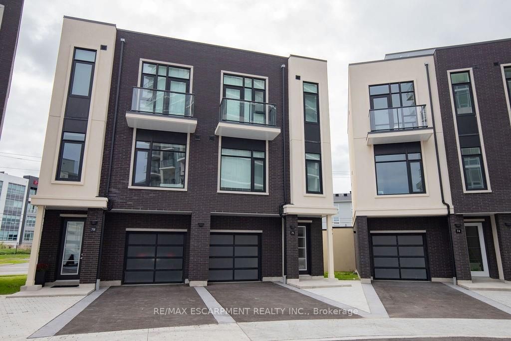 10 Windward Dr, #76