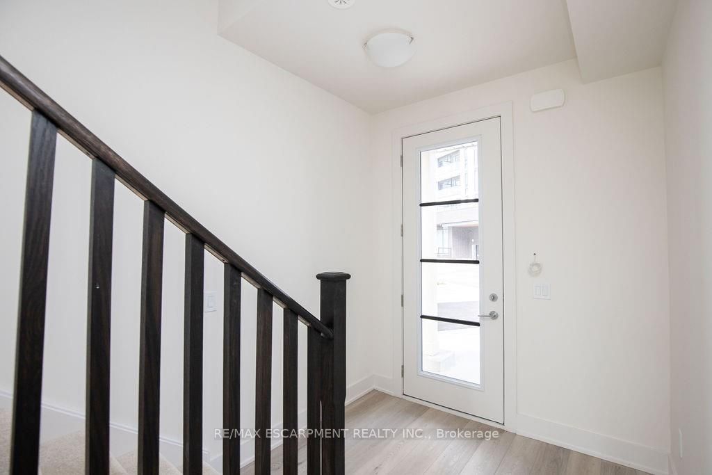 10 Windward Dr, #76