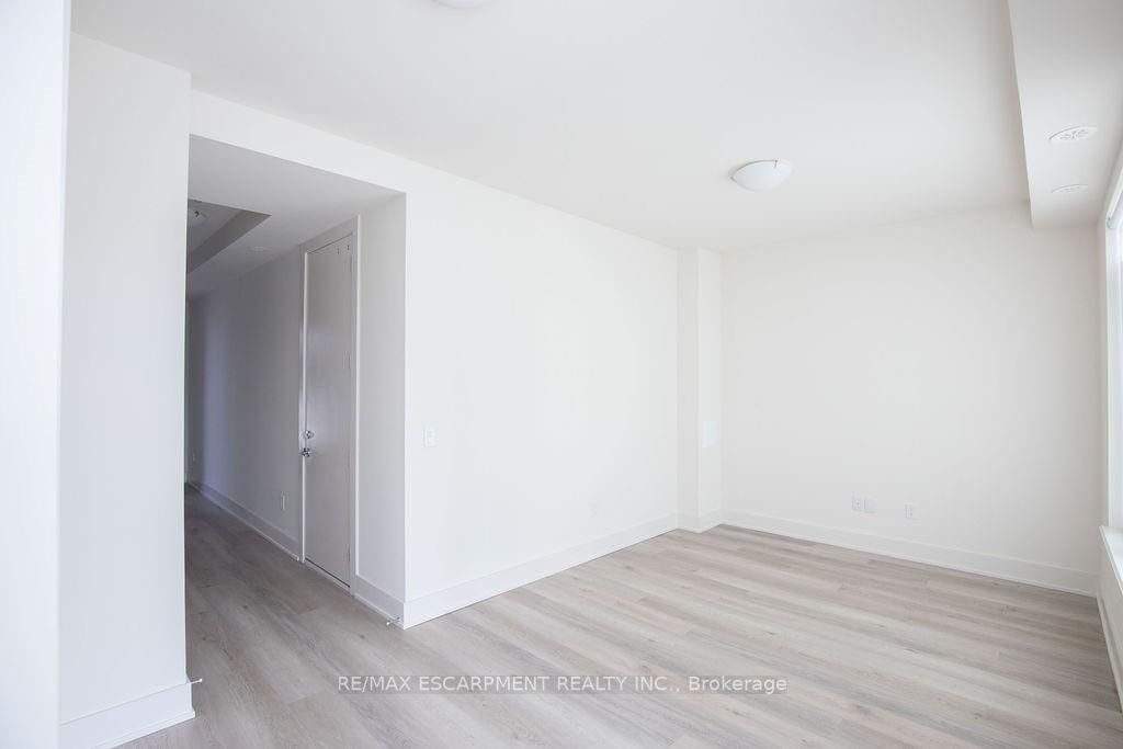 10 Windward Dr, #76