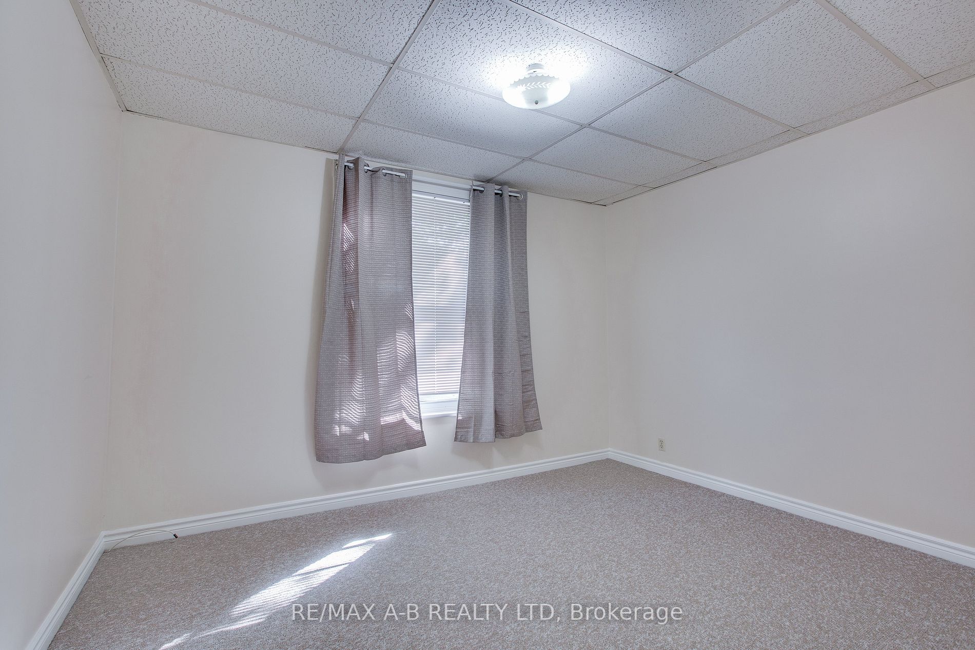 311 Ingersoll Ave