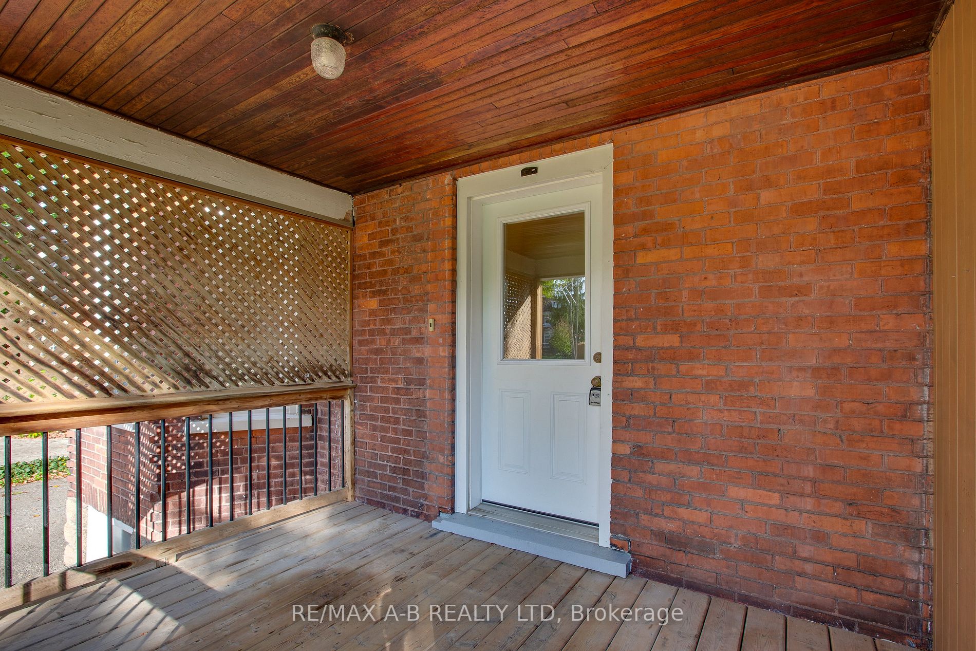 311 Ingersoll Ave