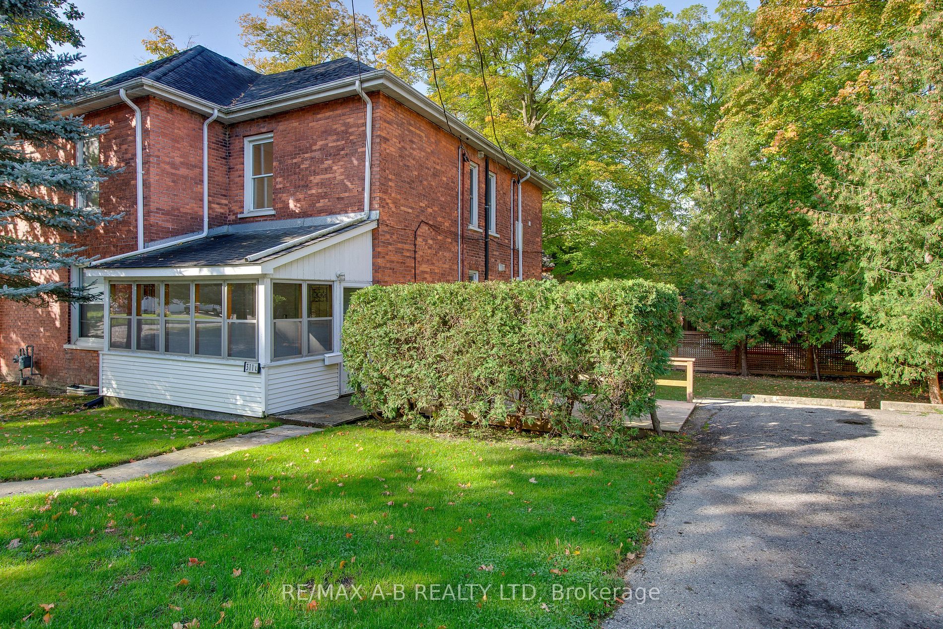 311 Ingersoll Ave