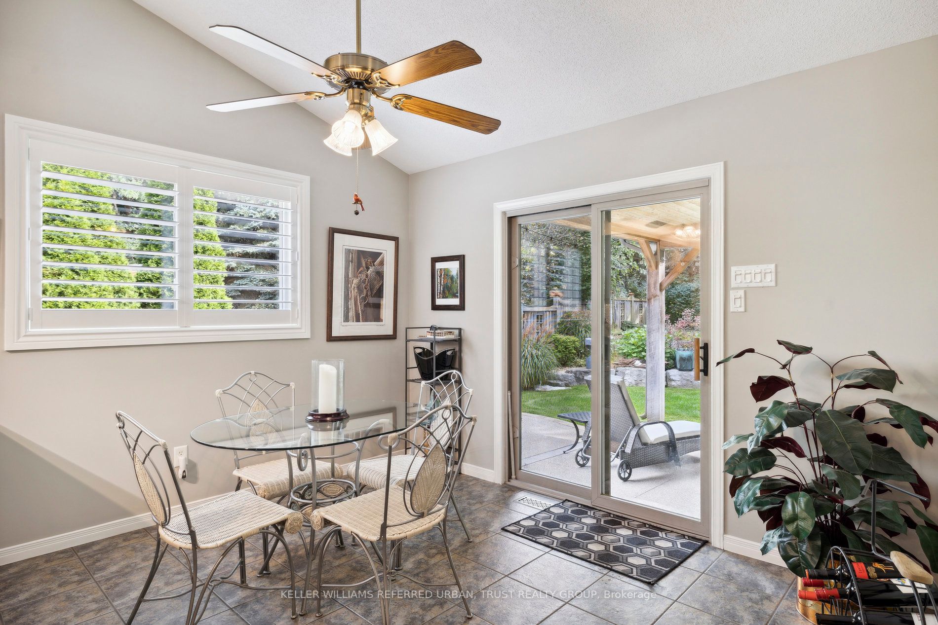 29 Tamarack Crt