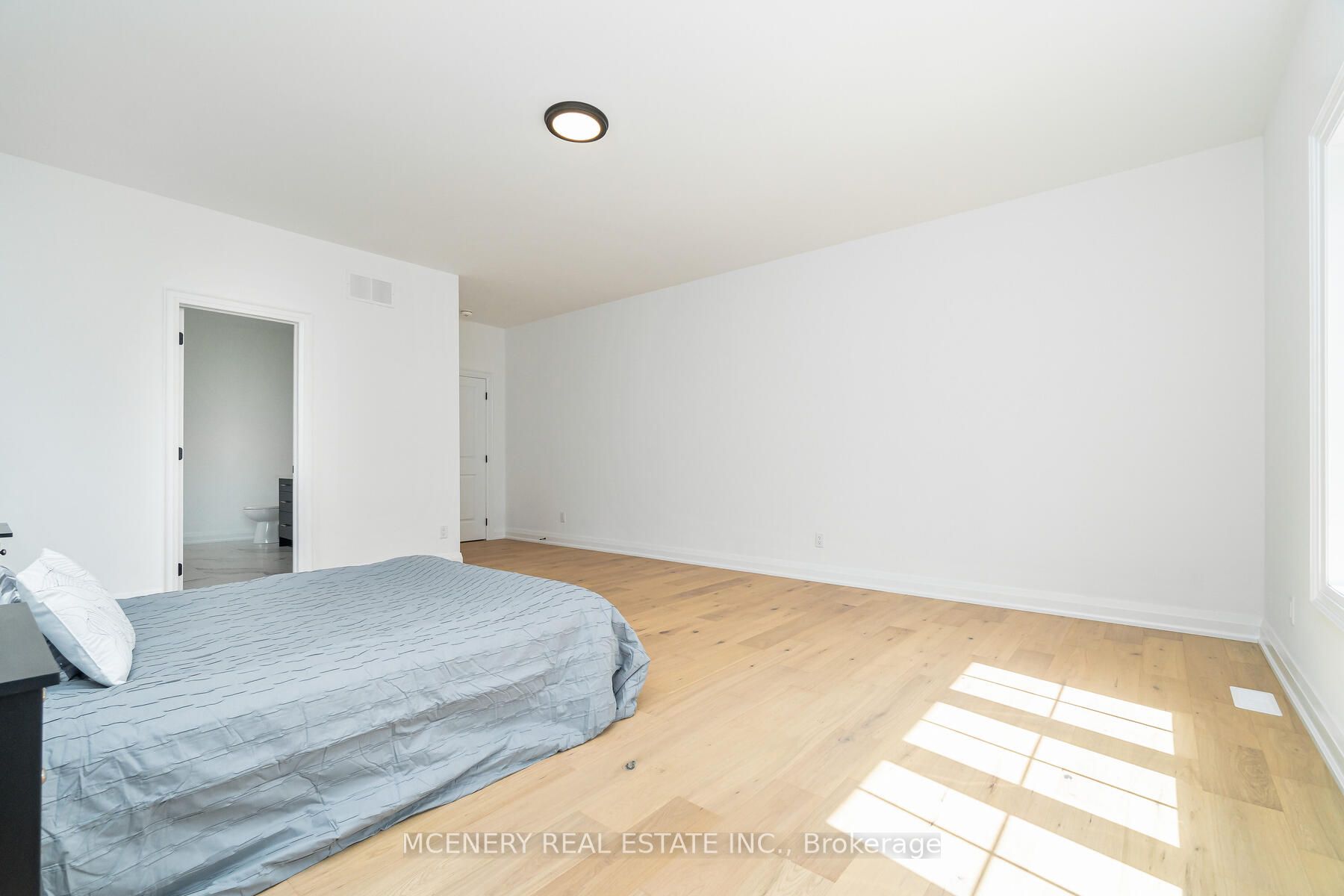 29 Stewart Dr