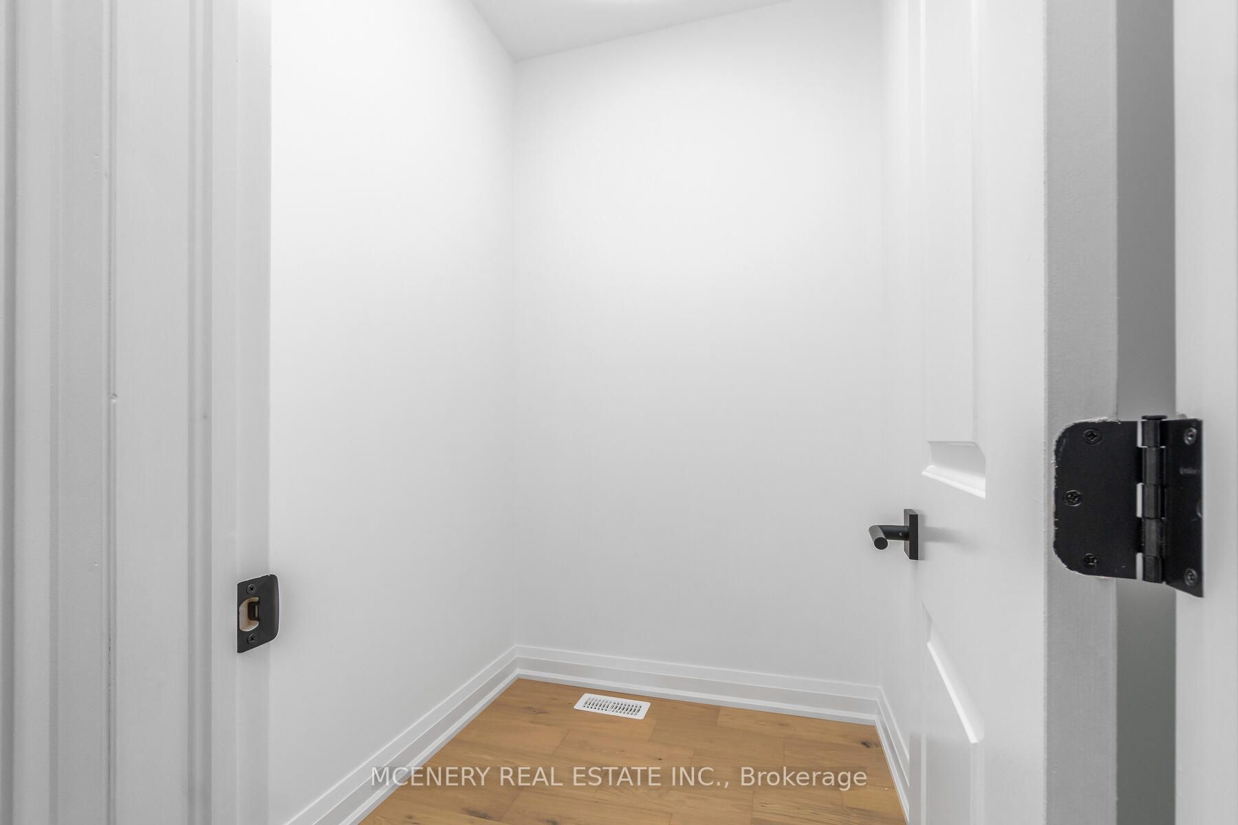 29 Stewart Dr
