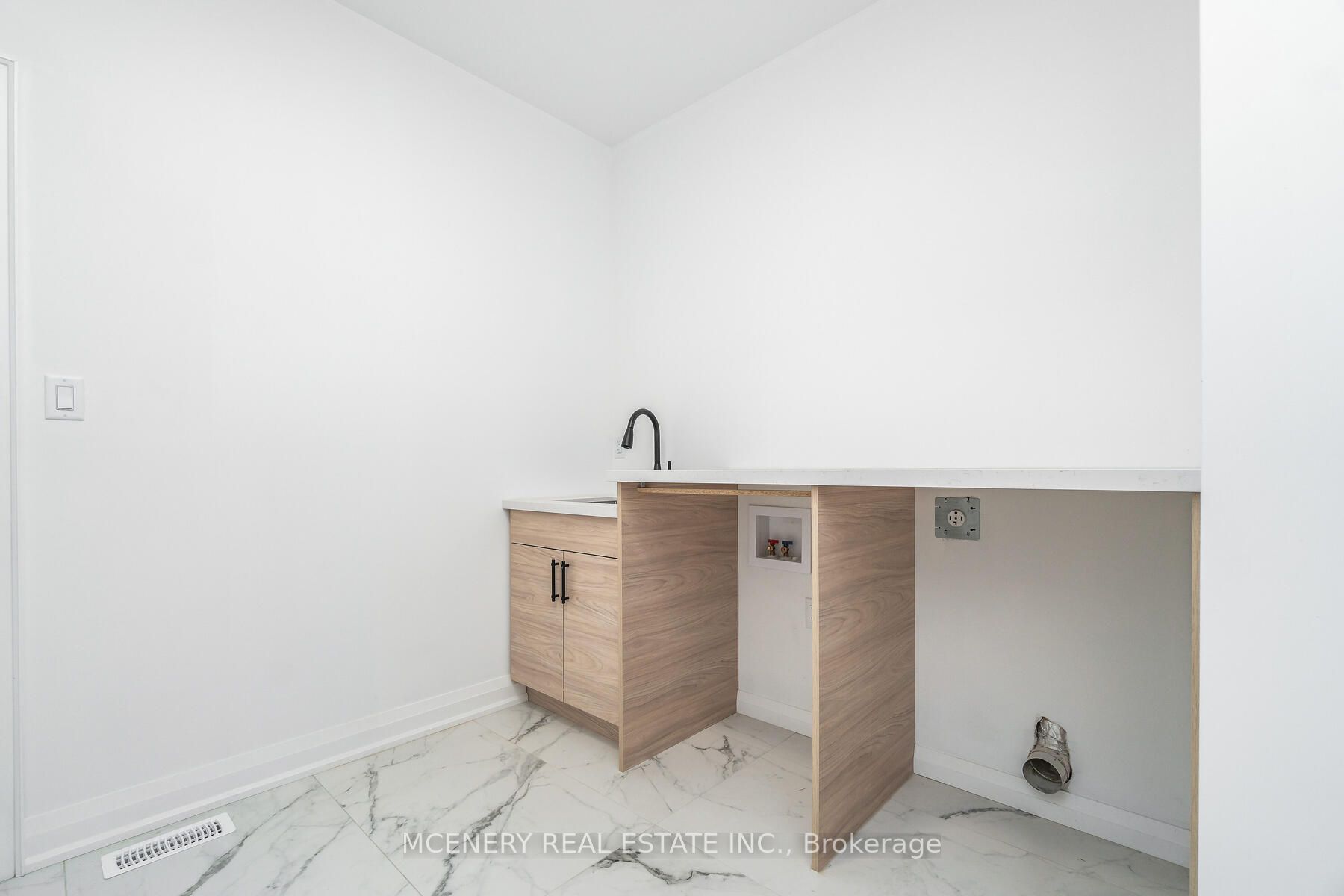 29 Stewart Dr