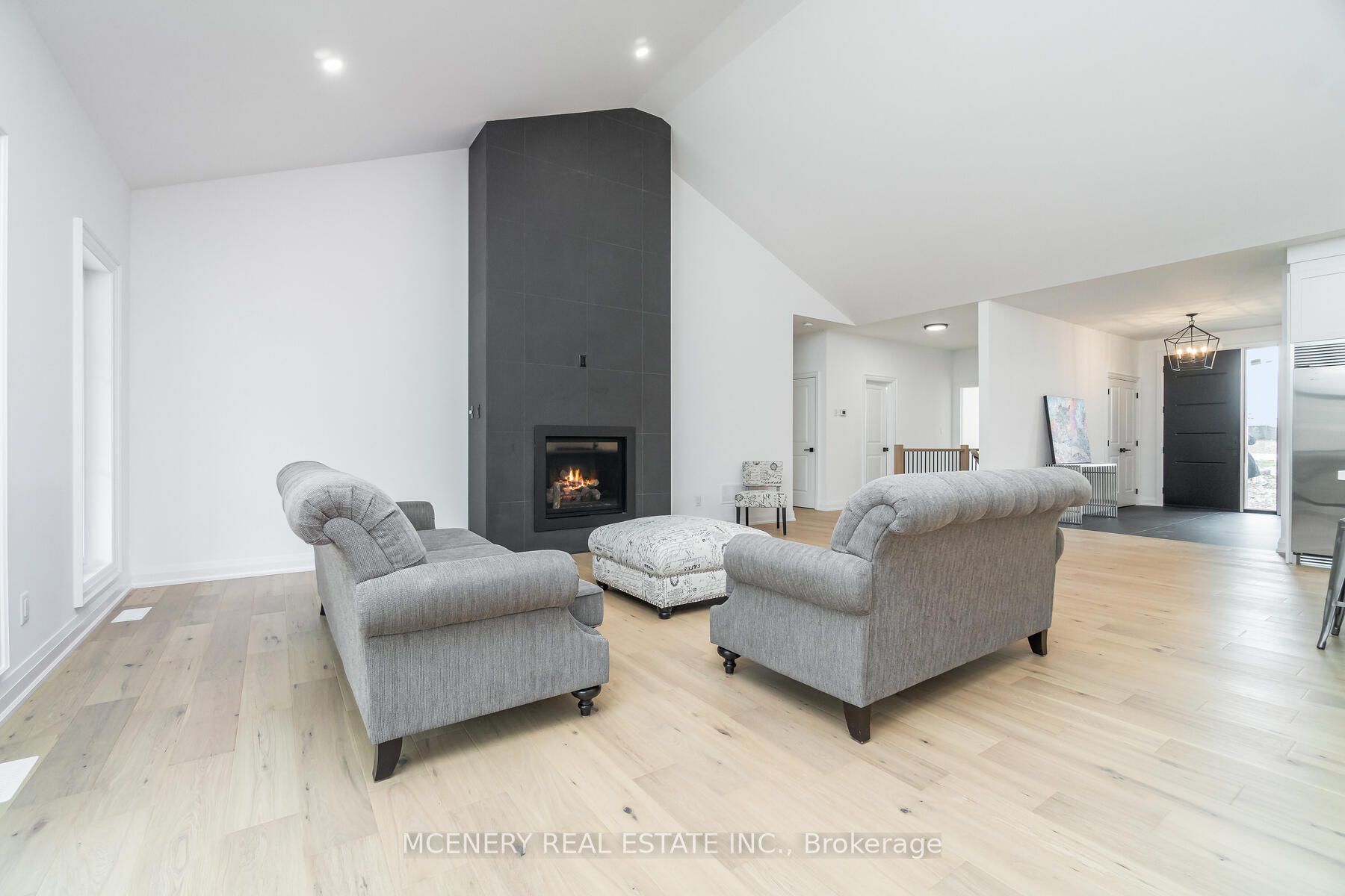 29 Stewart Dr