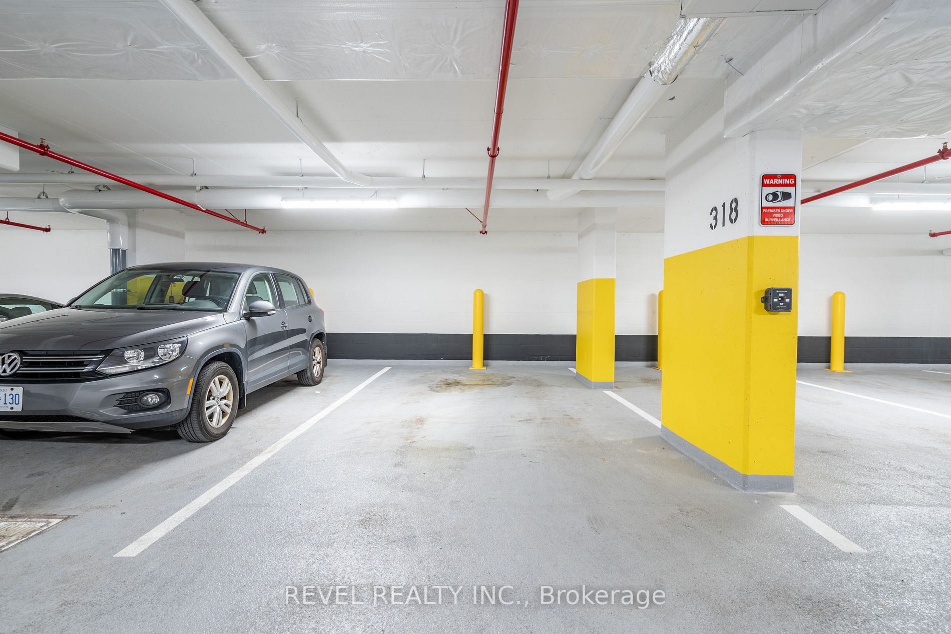 212 King William St, #310