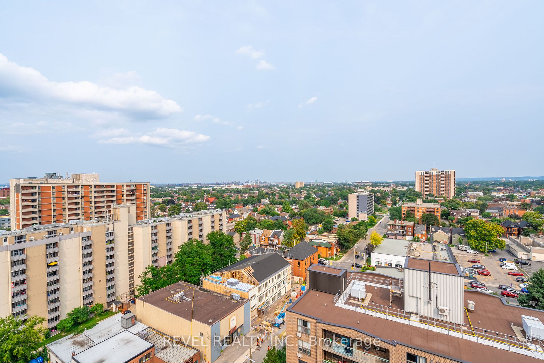212 King William St, #310