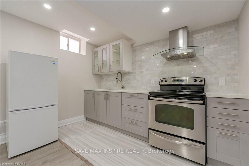 31 Sadielou Blvd