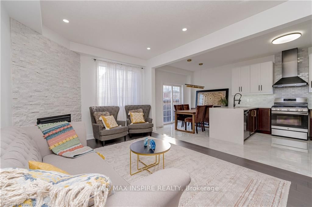 31 Sadielou Blvd