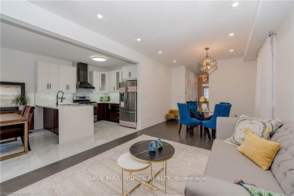 31 Sadielou Blvd