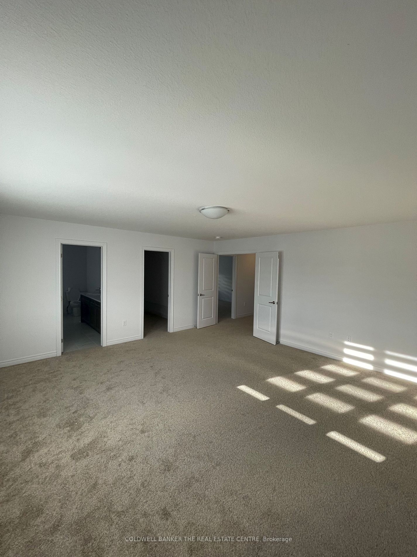 330 Gillespie Dr