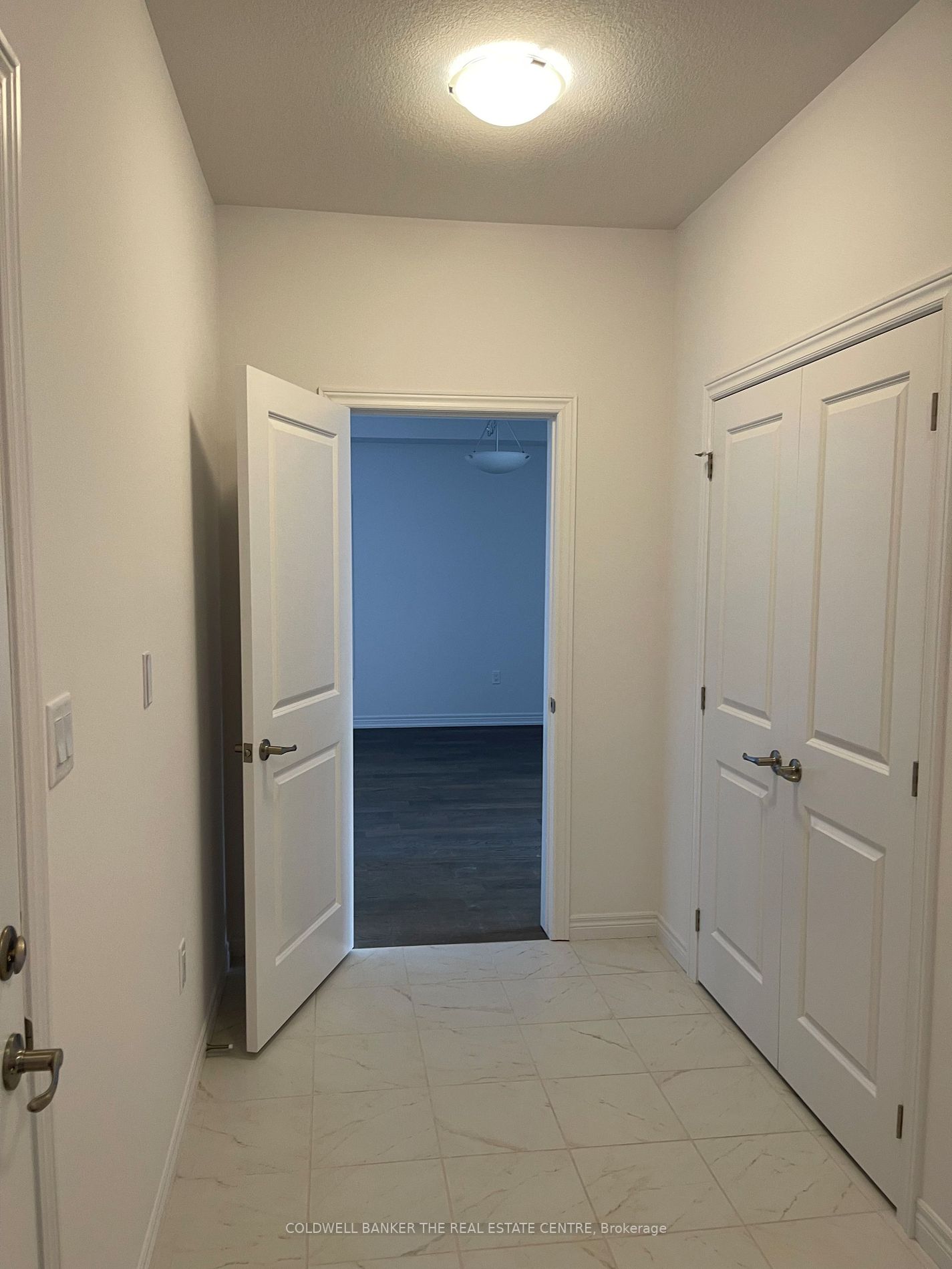 330 Gillespie Dr