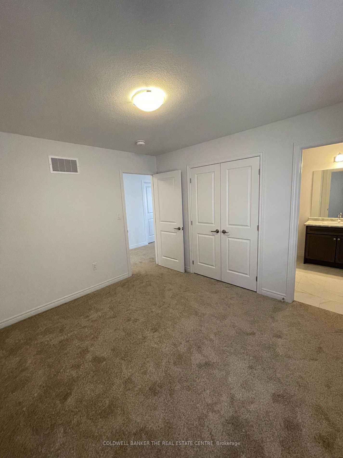 330 Gillespie Dr