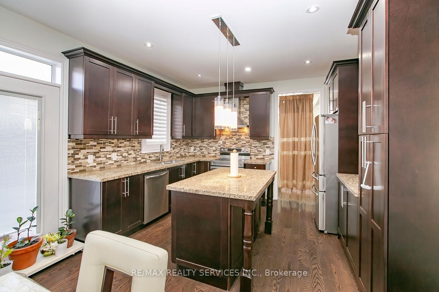 62 French Dr