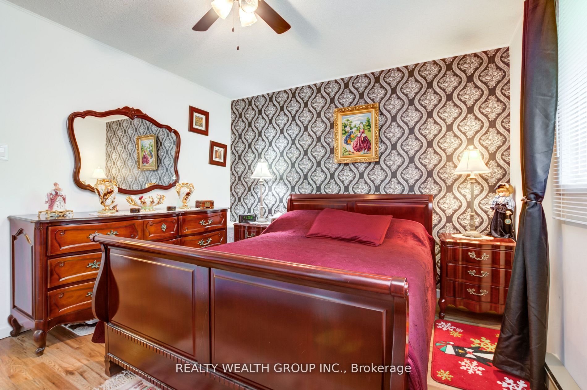 221 Russet Rd