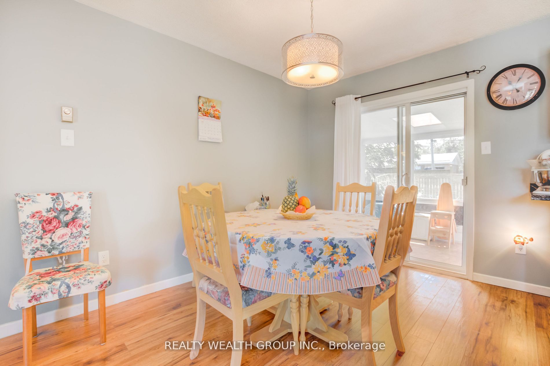 221 Russet Rd