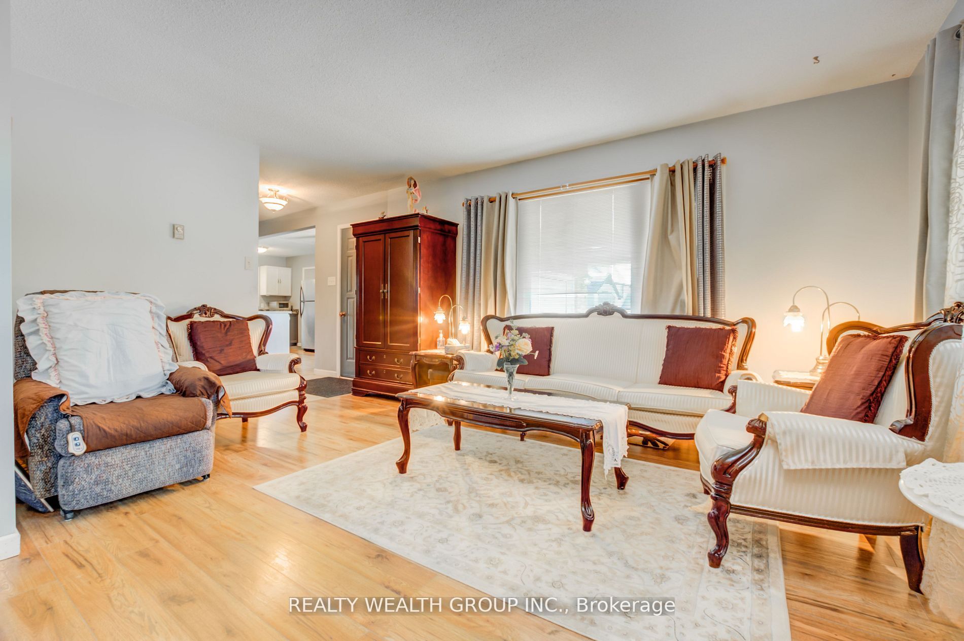 221 Russet Rd