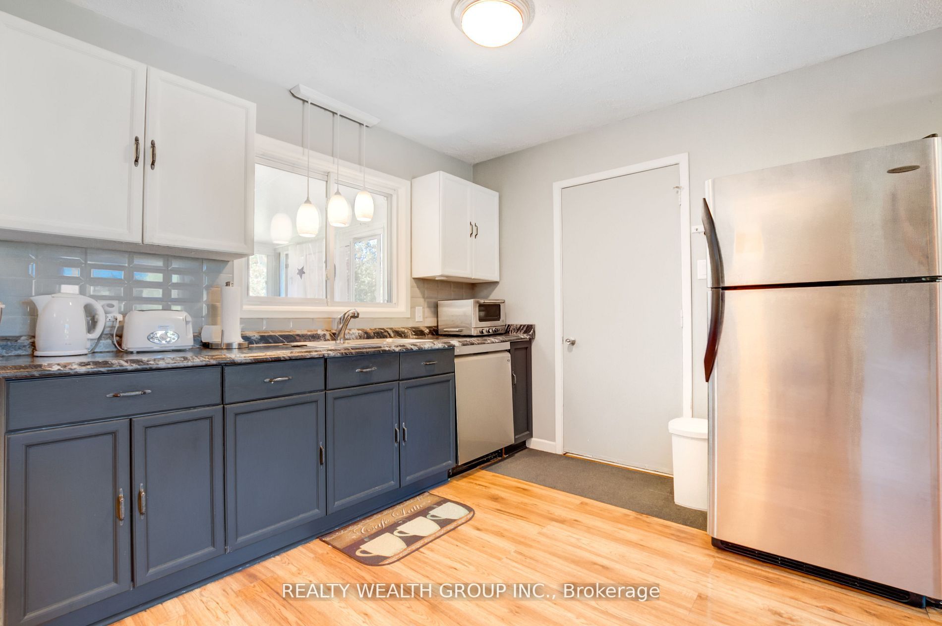 221 Russet Rd