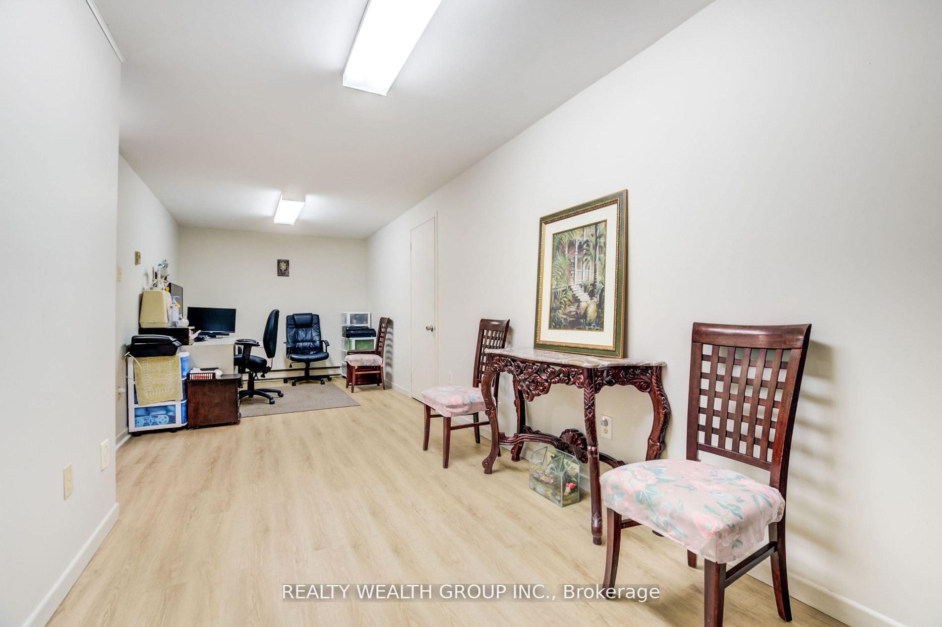 221 Russet Rd