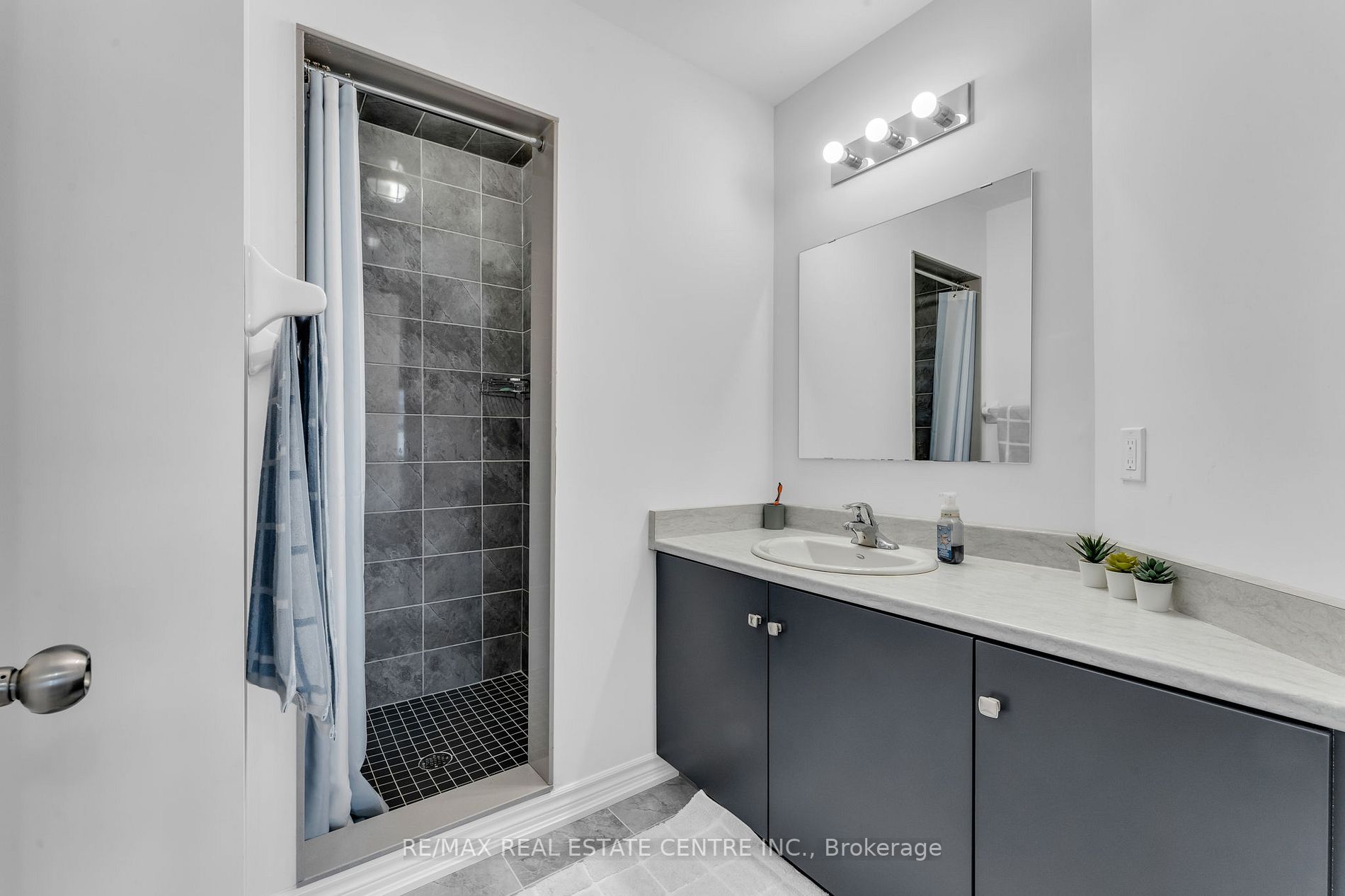 7 Roseberry Lane