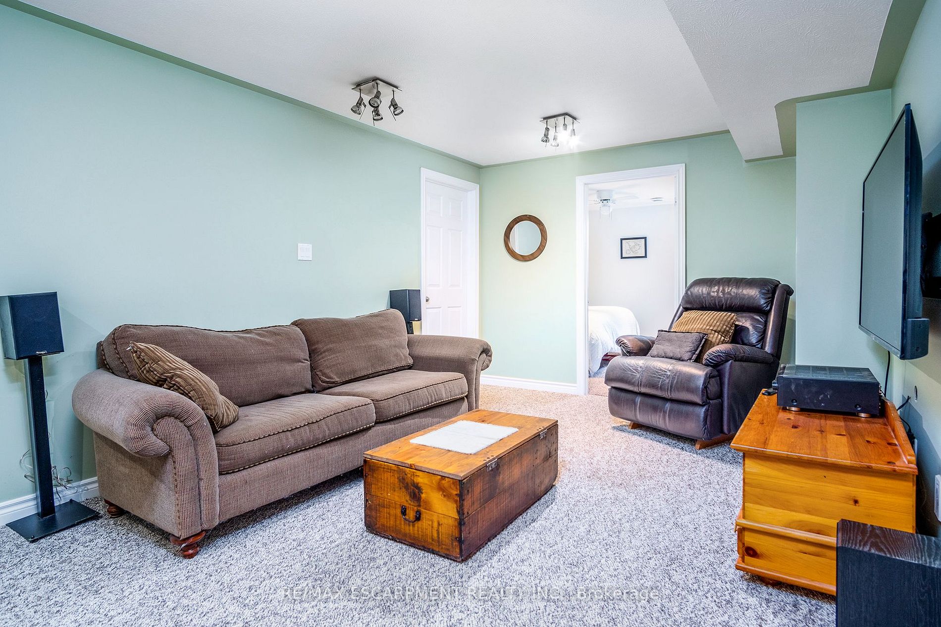 565 Charlotteville Rd 5