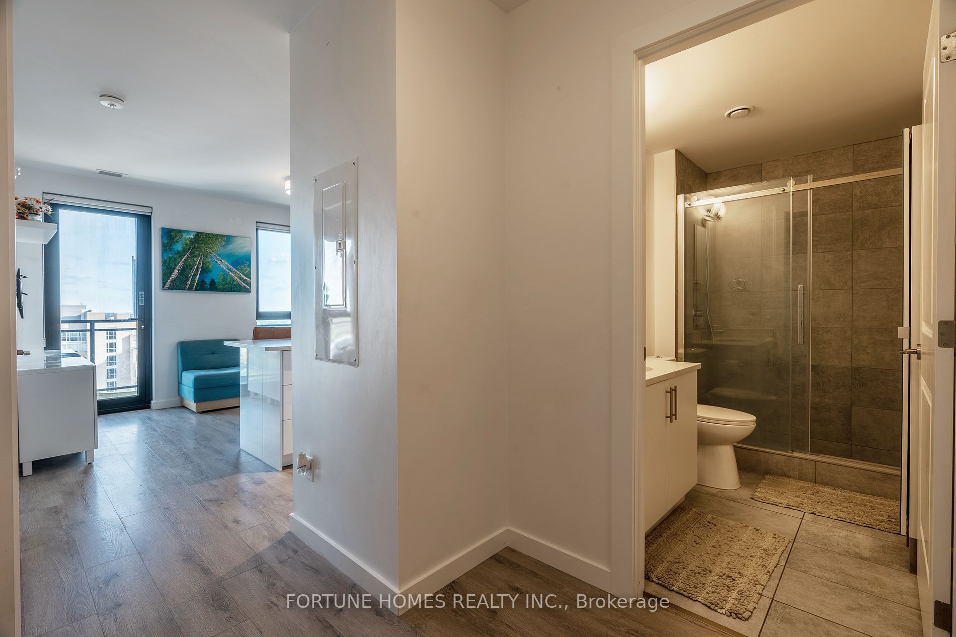 181 King Street S, #1712