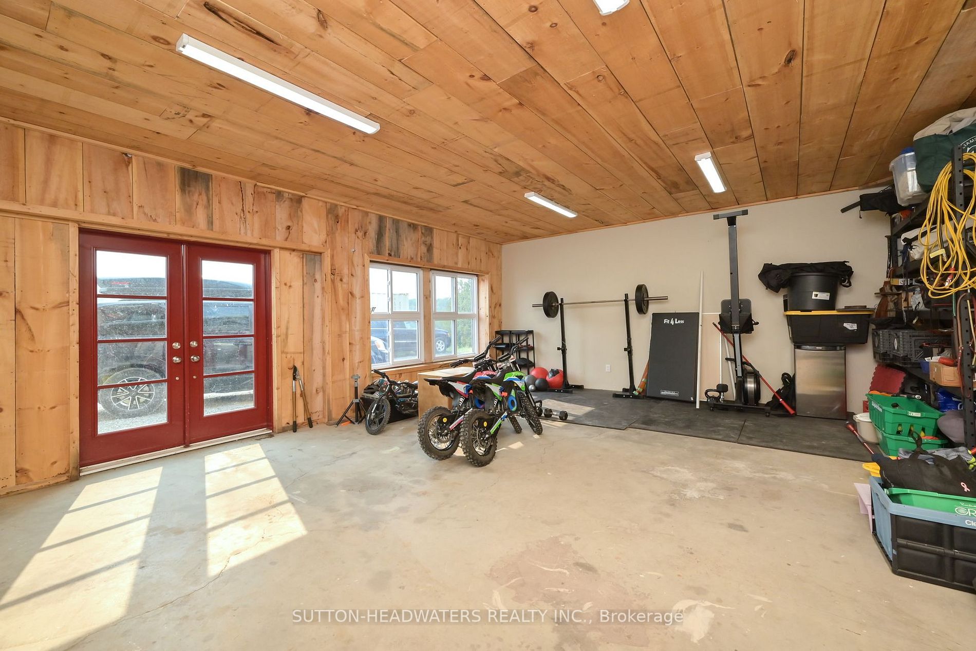 387181 20th Side Road E