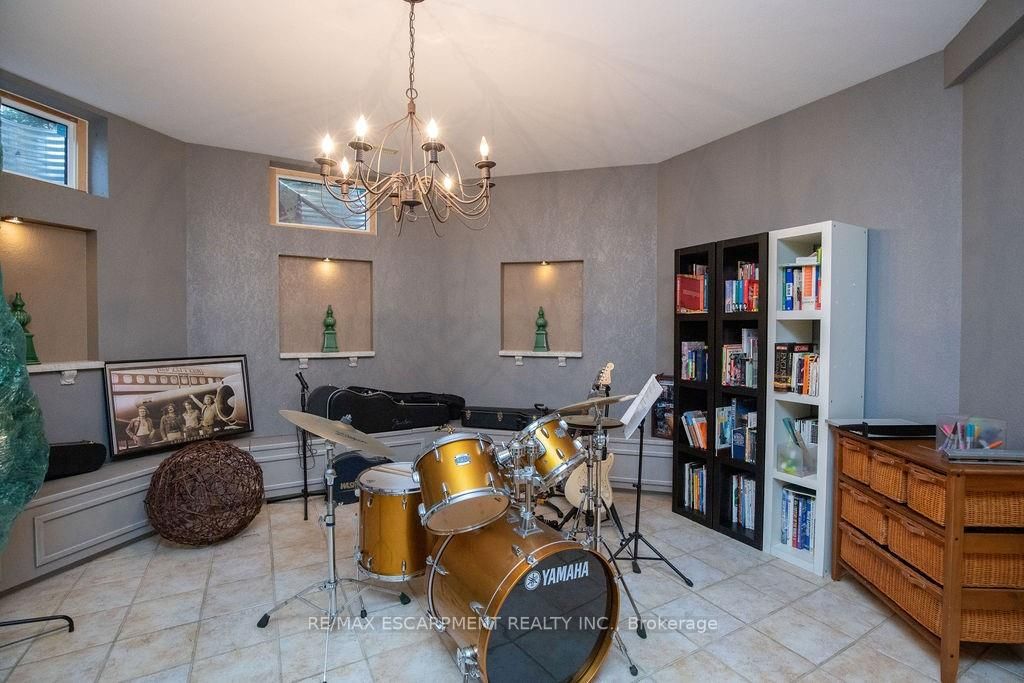51 Prestige Drive