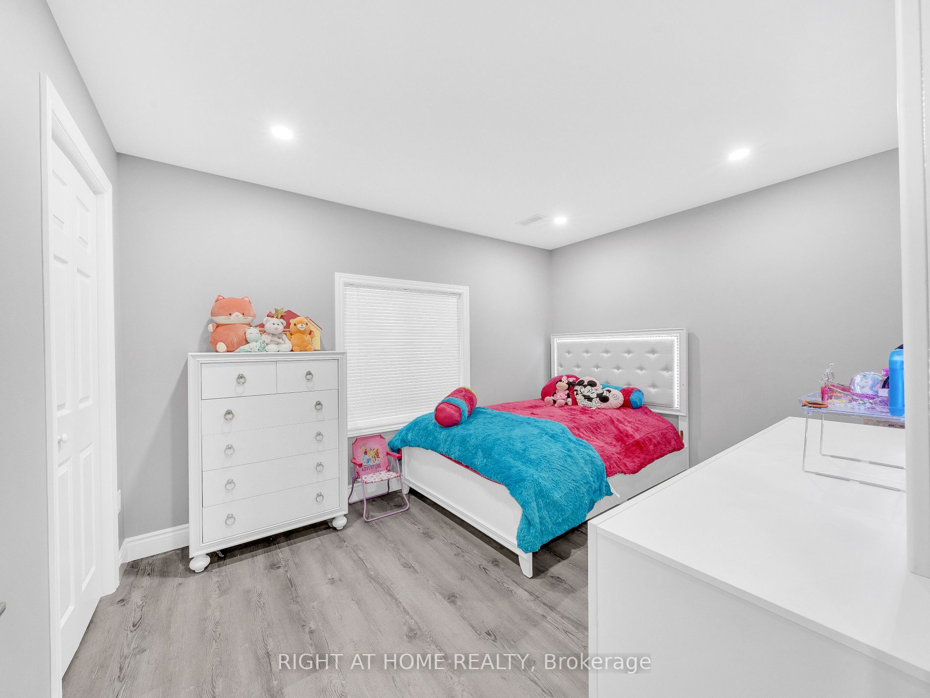 1107 Marion Ave