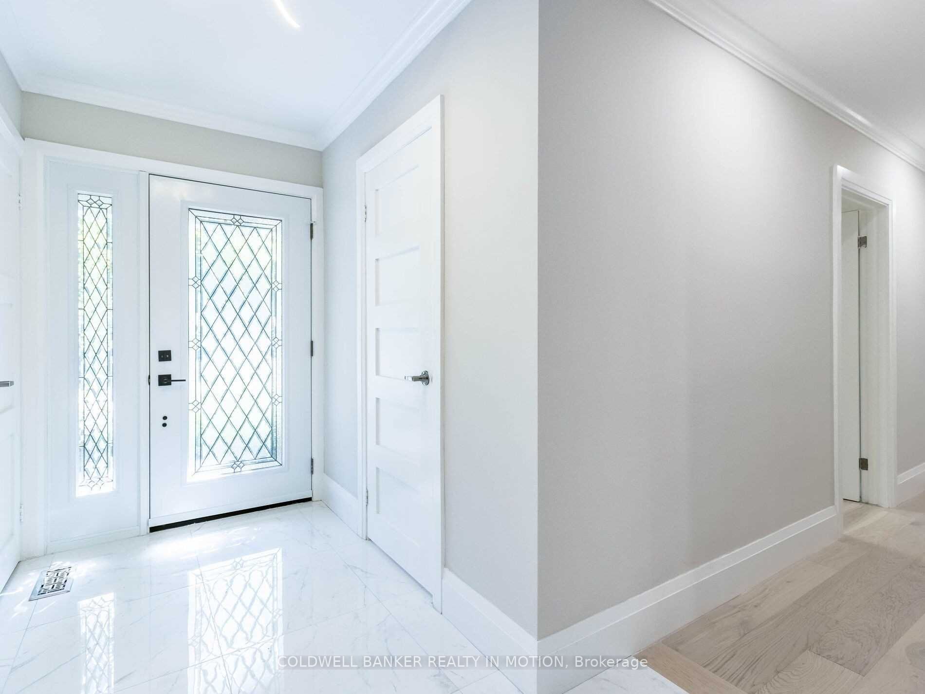 248 Robina Rd